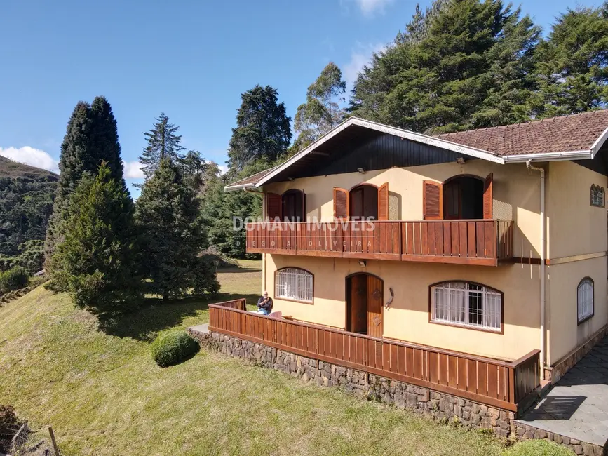 Foto 7 de Casa com 3 quartos à venda, 262m2 em Campos Do Jordao - SP