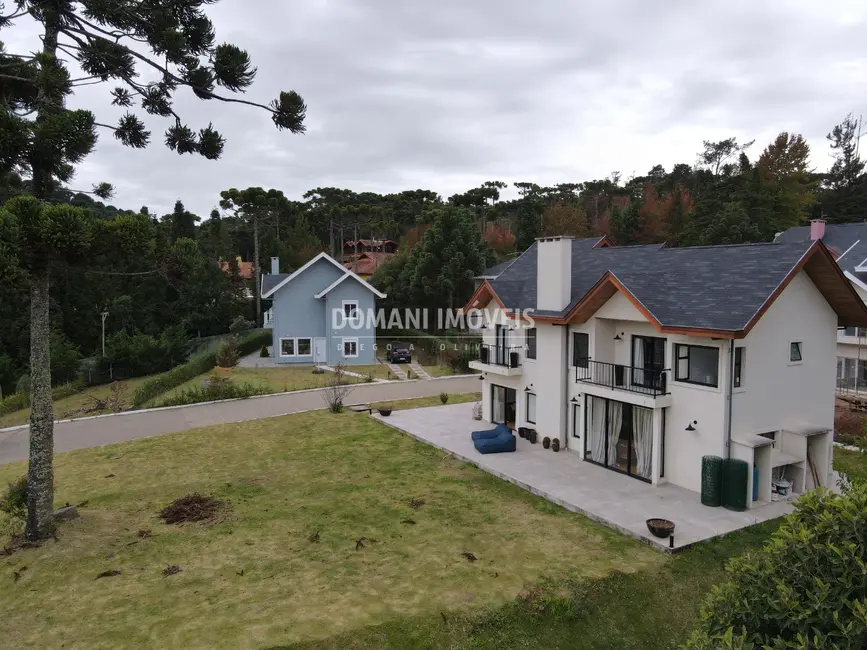 Foto 5 de Casa de Condomínio com 4 quartos à venda, 258m2 em Campos Do Jordao - SP