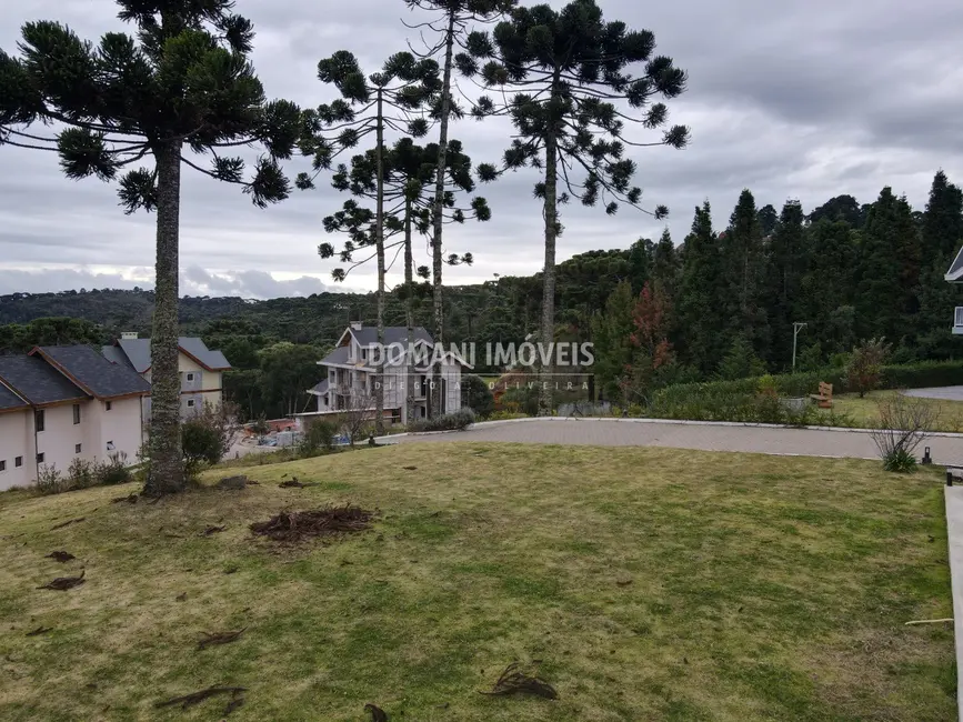 Foto 2 de Terreno / Lote à venda, 640m2 em Campos Do Jordao - SP