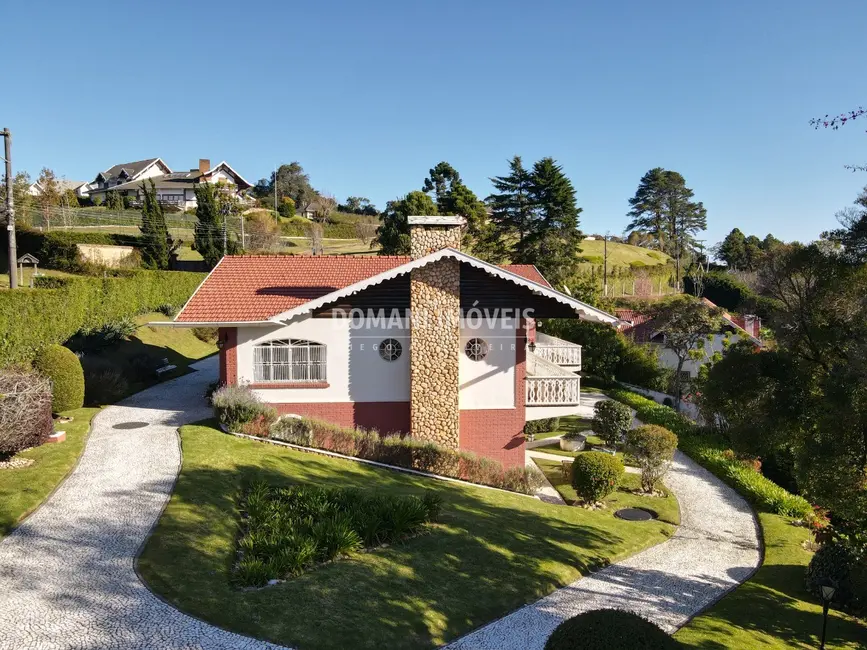 Foto 4 de Casa com 5 quartos à venda, 942m2 em Campos Do Jordao - SP