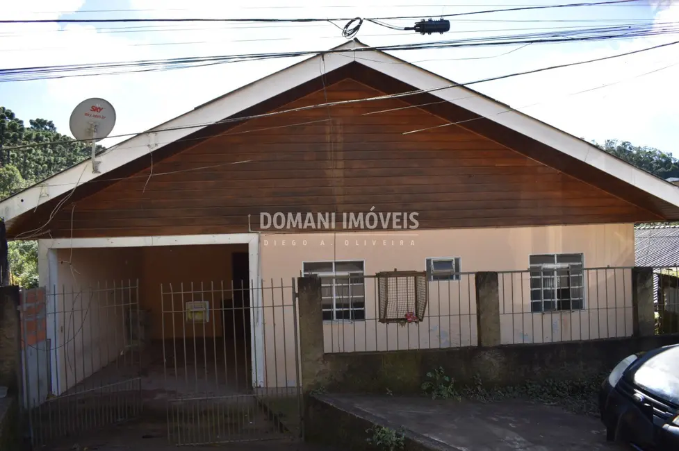 Foto 2 de Casa com 2 quartos à venda, 175m2 em Campos Do Jordao - SP