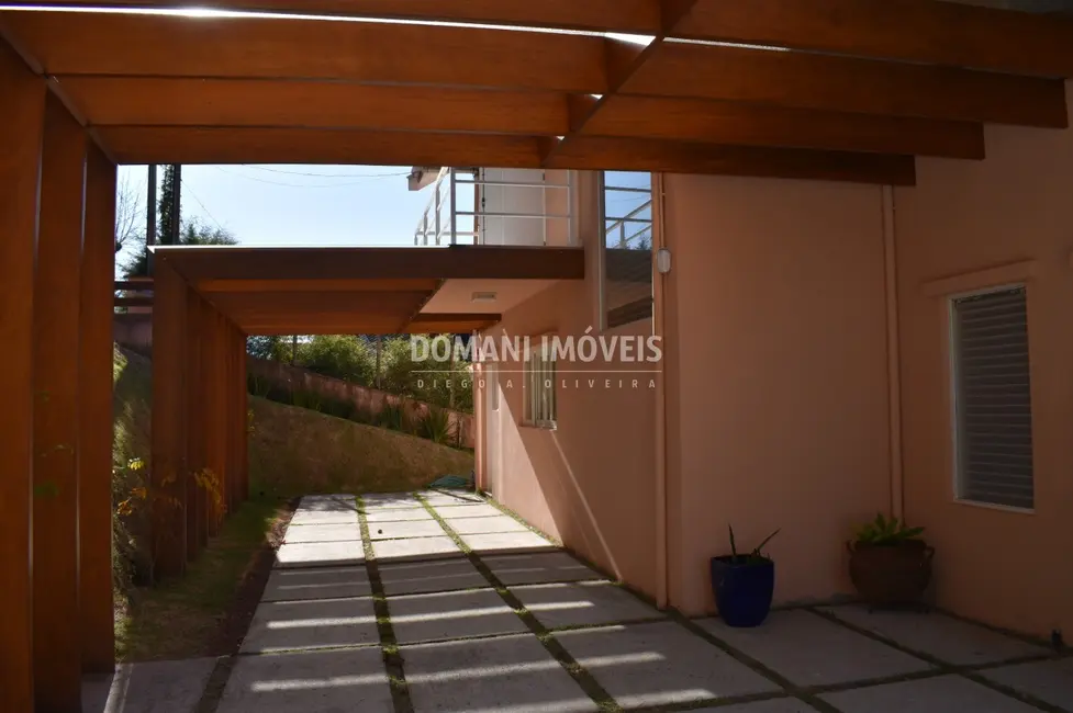 Foto 8 de Casa com 4 quartos à venda, 450m2 em Campos Do Jordao - SP