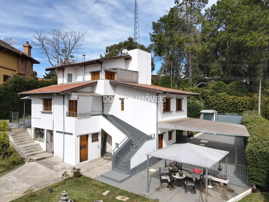 Foto 1 de Casa com 2 quartos à venda, 222m2 em Campos Do Jordao - SP