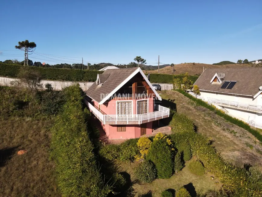 Foto 4 de Casa de Condomínio com 3 quartos à venda, 216m2 em Campos Do Jordao - SP