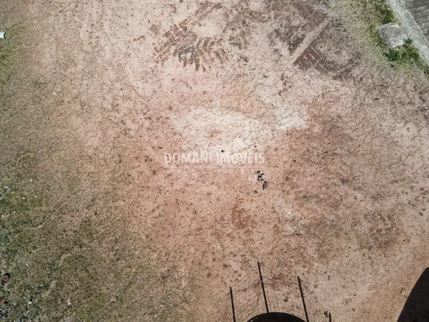 Foto 4 de Terreno / Lote à venda, 915m2 em Campos Do Jordao - SP