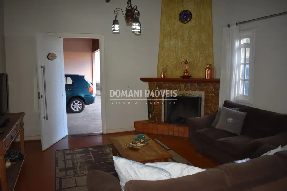 Foto 5 de Casa com 3 quartos à venda, 315m2 em Campos Do Jordao - SP