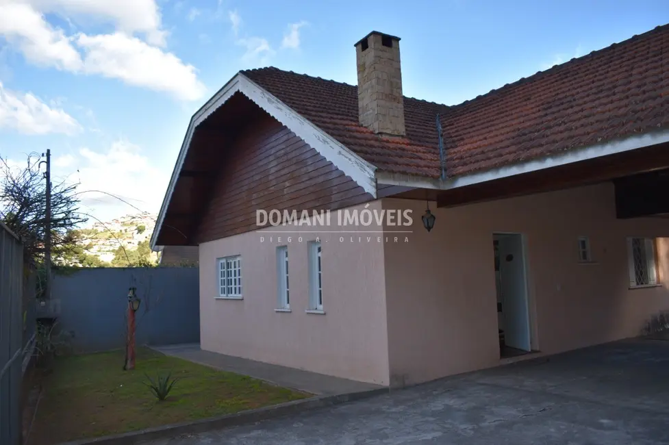 Foto 4 de Casa com 3 quartos à venda, 315m2 em Campos Do Jordao - SP