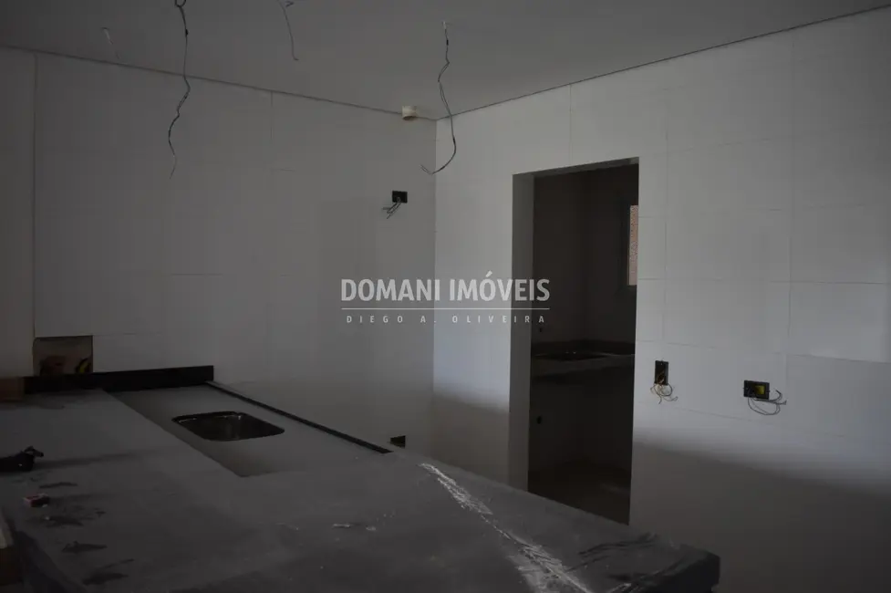 Apartamento com 3 quartos à venda, 125m2 em Campos Do Jordao - SP - imagem 8 Foto 8 de Apartamento com 3 quartos à venda, 125m2 em Campos Do Jordao - SP