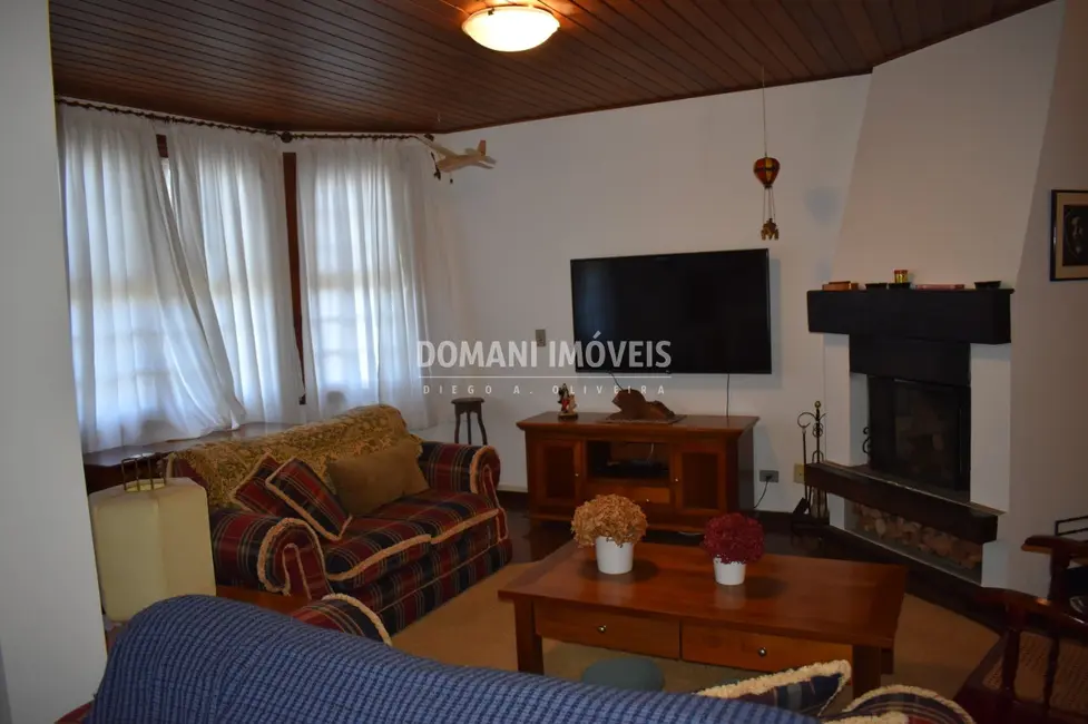 Apartamento com 3 quartos à venda, 142m2 em Campos Do Jordao - SP - imagem 9 Foto 9 de Apartamento com 3 quartos à venda, 142m2 em Campos Do Jordao - SP