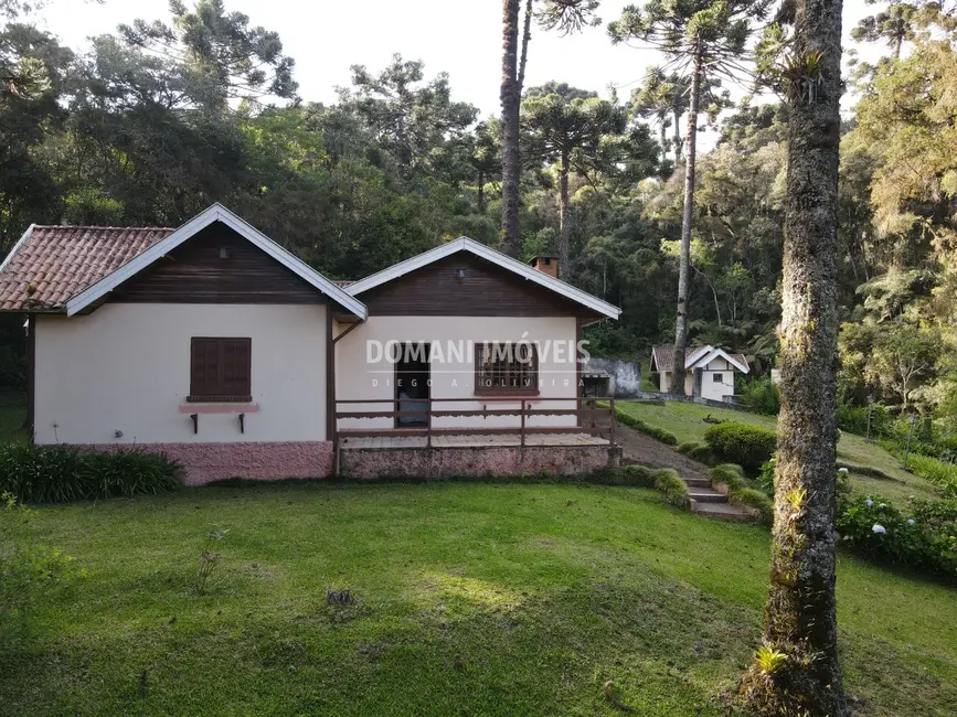 Foto 5 de Casa com 4 quartos à venda, 183m2 em Campos Do Jordao - SP