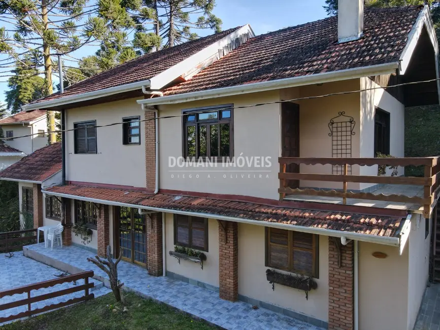 Foto 2 de Casa de Condomínio com 4 quartos à venda, 93m2 em Campos Do Jordao - SP