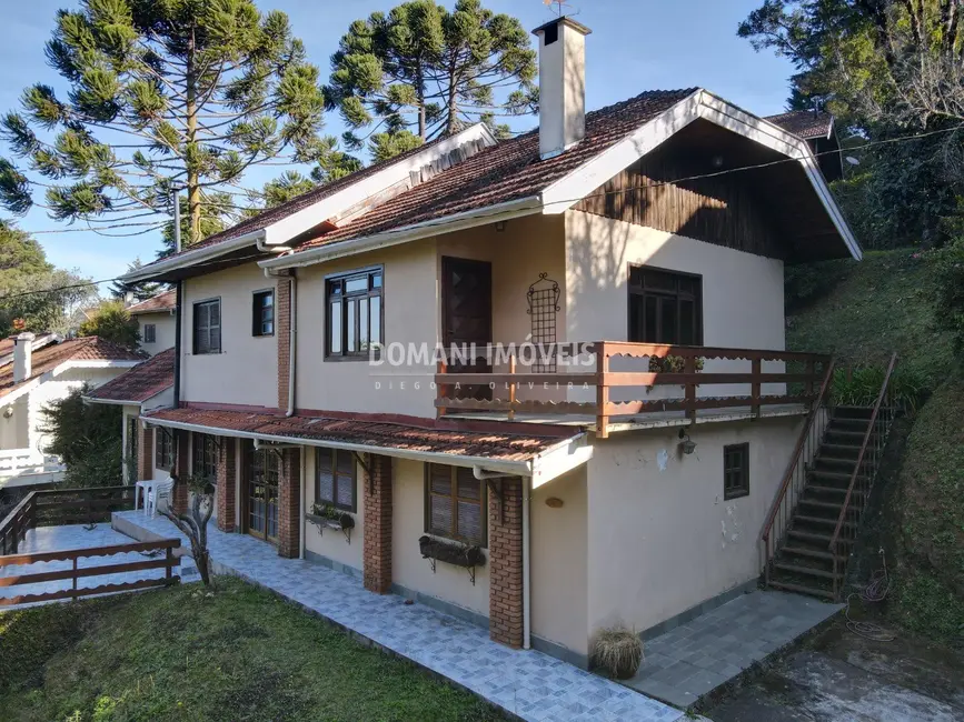 Foto 4 de Casa de Condomínio com 4 quartos à venda, 93m2 em Campos Do Jordao - SP