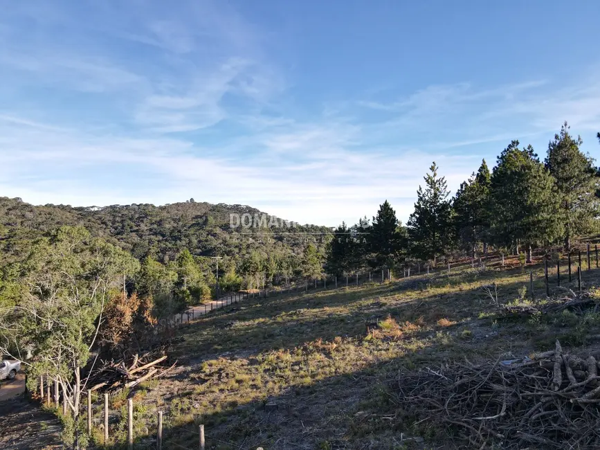 Foto 1 de Terreno / Lote à venda, 1100m2 em Campos Do Jordao - SP