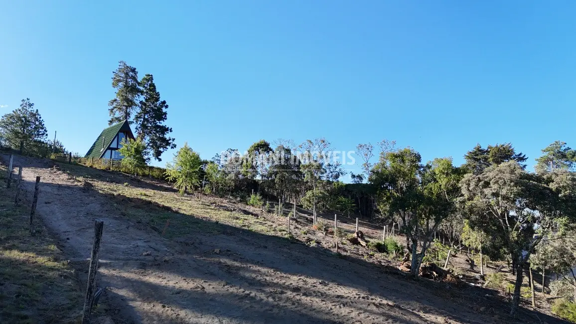 Foto 1 de Terreno / Lote à venda, 1100m2 em Campos Do Jordao - SP