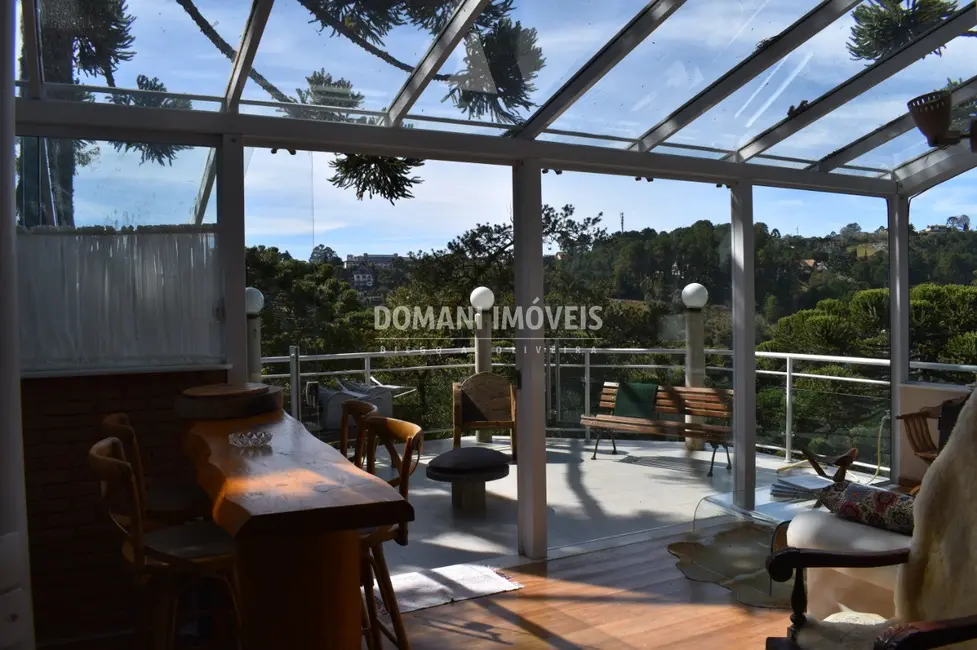 Foto 7 de Casa de Condomínio com 3 quartos à venda, 255m2 em Campos Do Jordao - SP