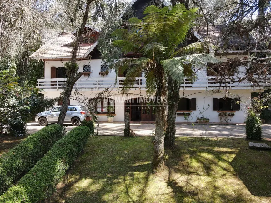 Foto 2 de Casa com 7 quartos à venda, 925m2 em Campos Do Jordao - SP