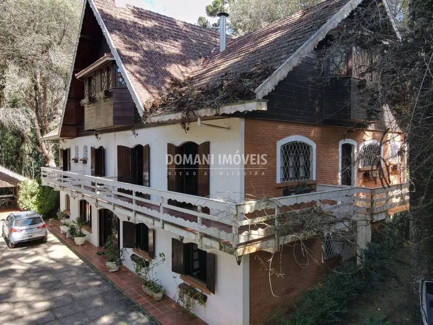 Foto 4 de Casa com 7 quartos à venda, 925m2 em Campos Do Jordao - SP