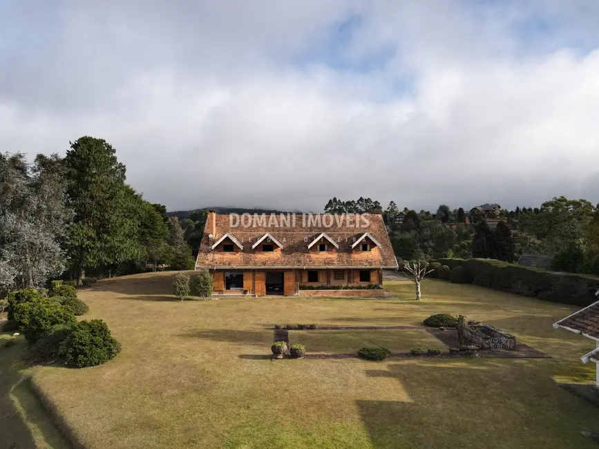 Foto 1 de Casa com 7 quartos à venda, 1152m2 em Campos Do Jordao - SP