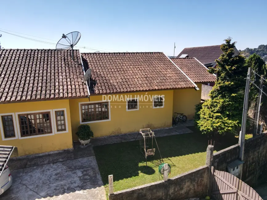 Foto 1 de Casa com 3 quartos à venda, 177m2 em Campos Do Jordao - SP