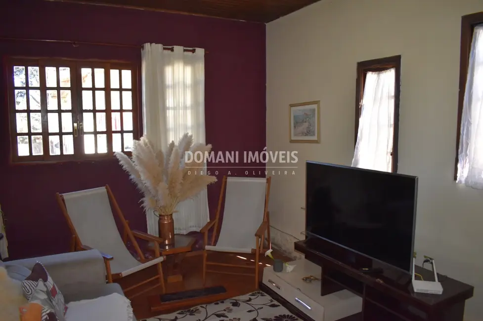 Foto 9 de Casa com 3 quartos à venda, 177m2 em Campos Do Jordao - SP