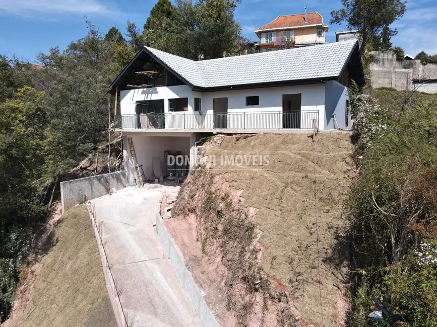 Foto 6 de Casa com 3 quartos à venda, 210m2 em Campos Do Jordao - SP