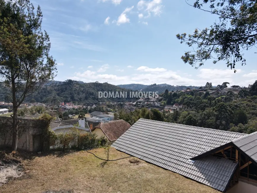Foto 4 de Casa com 3 quartos à venda, 210m2 em Campos Do Jordao - SP
