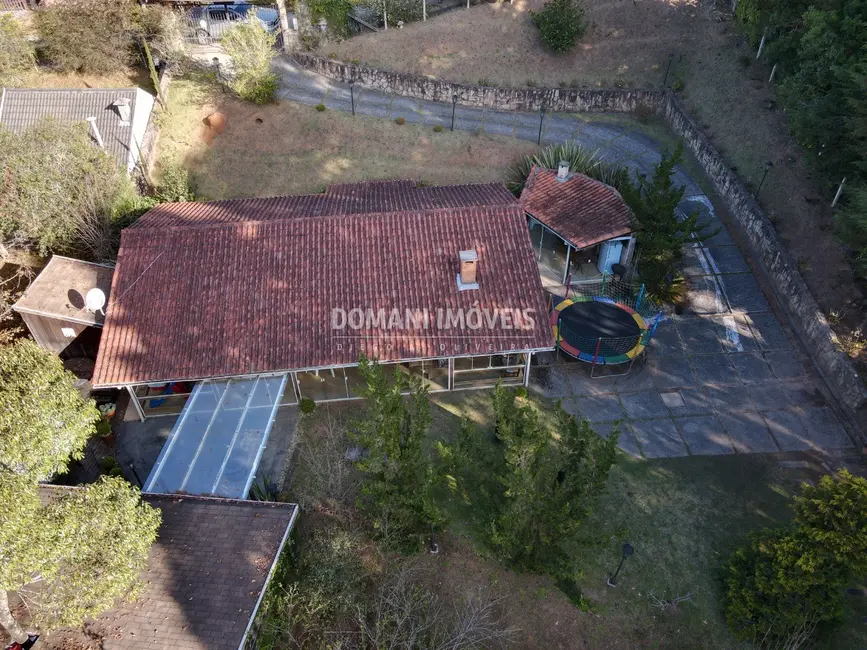 Foto 4 de Casa de Condomínio com 3 quartos à venda, 215m2 em Campos Do Jordao - SP