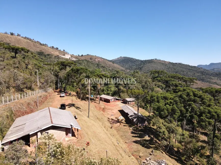 Casa com 3 quartos à venda, 87m2 em Campos Do Jordao - SP - imagem 2 Foto 2 de Casa com 3 quartos à venda, 87m2 em Campos Do Jordao - SP