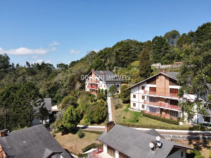 Apartamento com 3 quartos à venda, 104m2 em Campos Do Jordao - SP - imagem 4 Foto 4 de Apartamento com 3 quartos à venda, 104m2 em Campos Do Jordao - SP