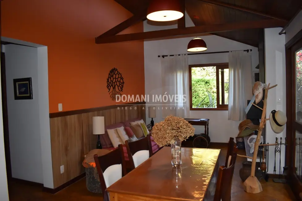 Foto 9 de Sítio / Rancho com 2 quartos à venda, 346m2 em Sao Bento Do Sapucai - SP