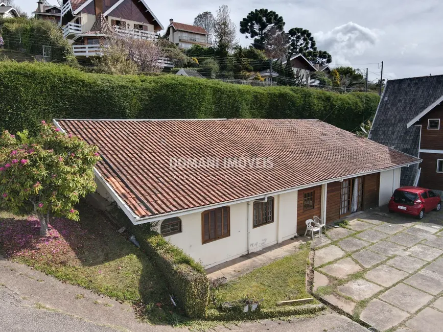 Foto 4 de Casa com 2 quartos à venda, 250m2 em Campos Do Jordao - SP