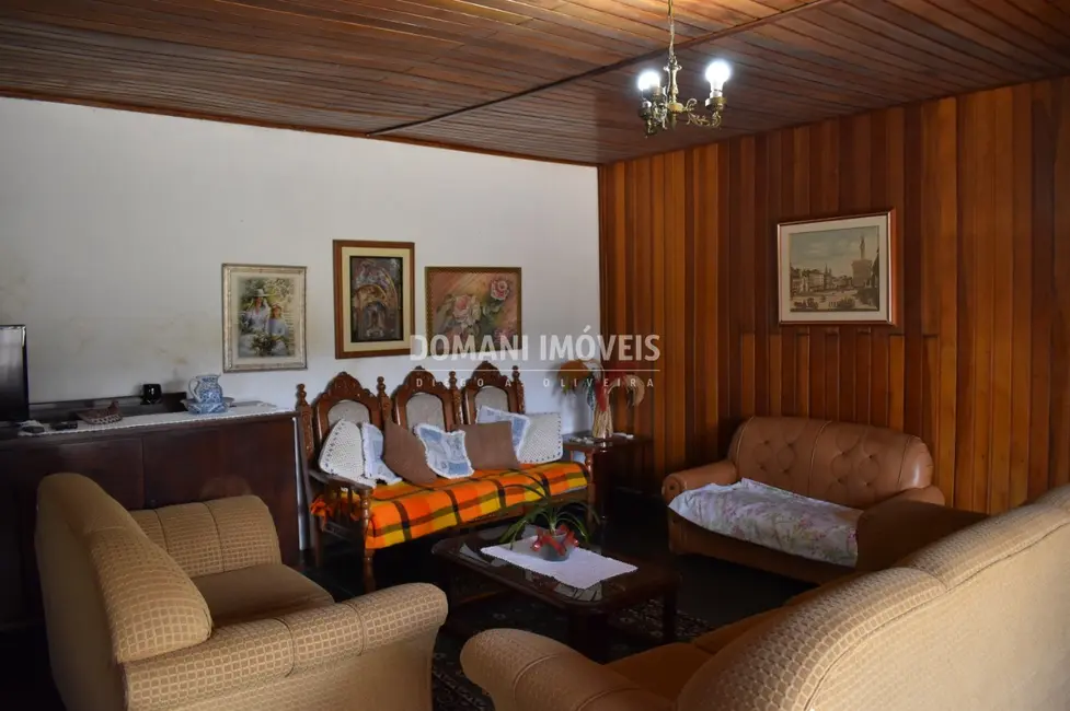 Foto 9 de Casa com 2 quartos à venda, 250m2 em Campos Do Jordao - SP