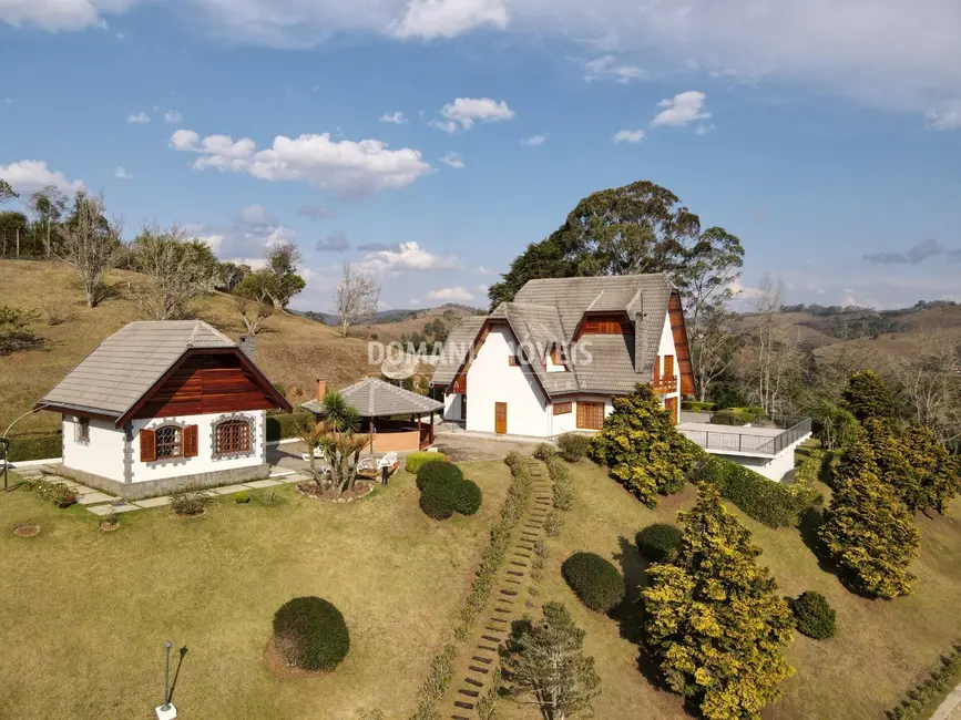 Foto 4 de Casa com 3 quartos à venda, 305m2 em Campos Do Jordao - SP