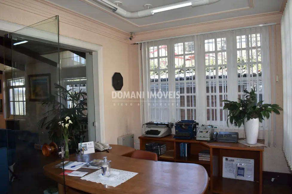 Foto 3 de Sala Comercial com 1 quarto à venda, 340m2 em Campos Do Jordao - SP