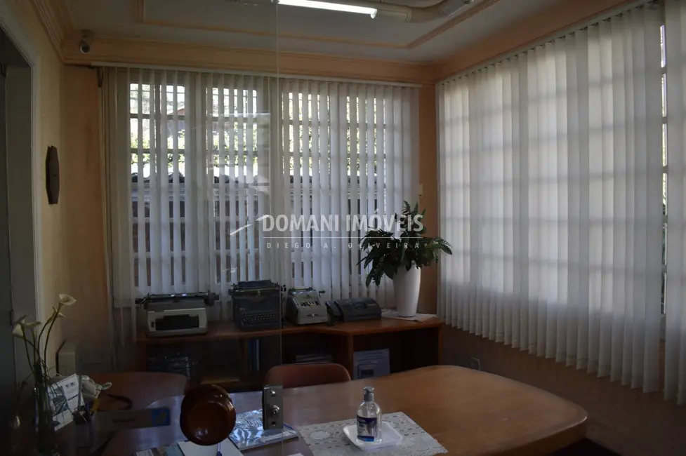 Foto 4 de Sala Comercial com 1 quarto à venda, 340m2 em Campos Do Jordao - SP