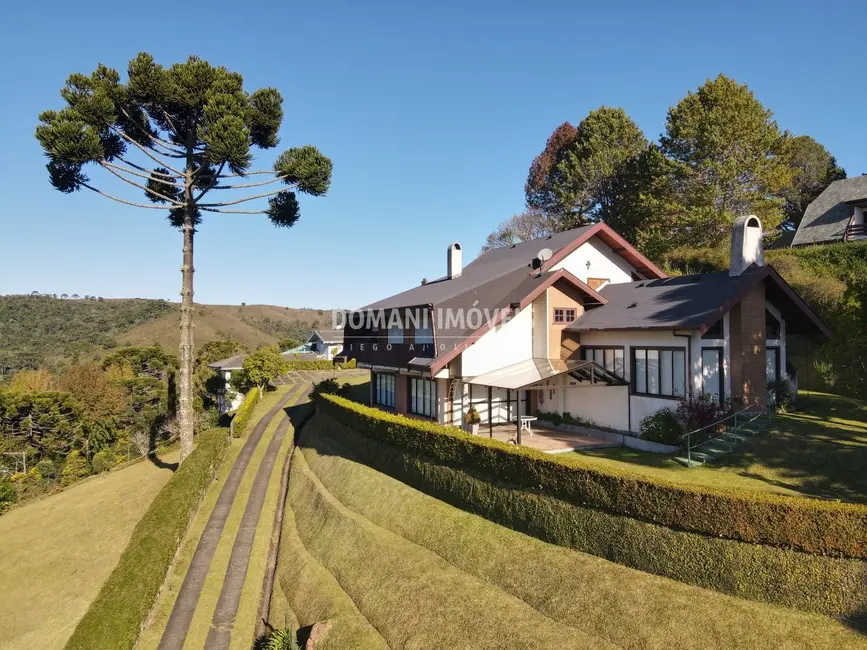 Foto 1 de Casa de Condomínio com 4 quartos à venda, 331m2 em Campos Do Jordao - SP