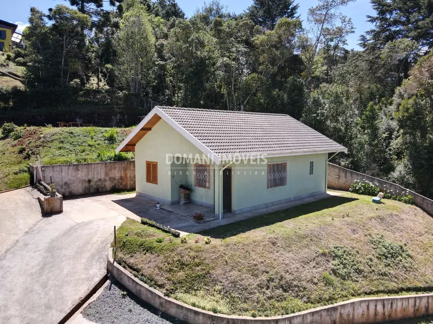 Foto 1 de Casa com 2 quartos à venda, 70m2 em Campos Do Jordao - SP