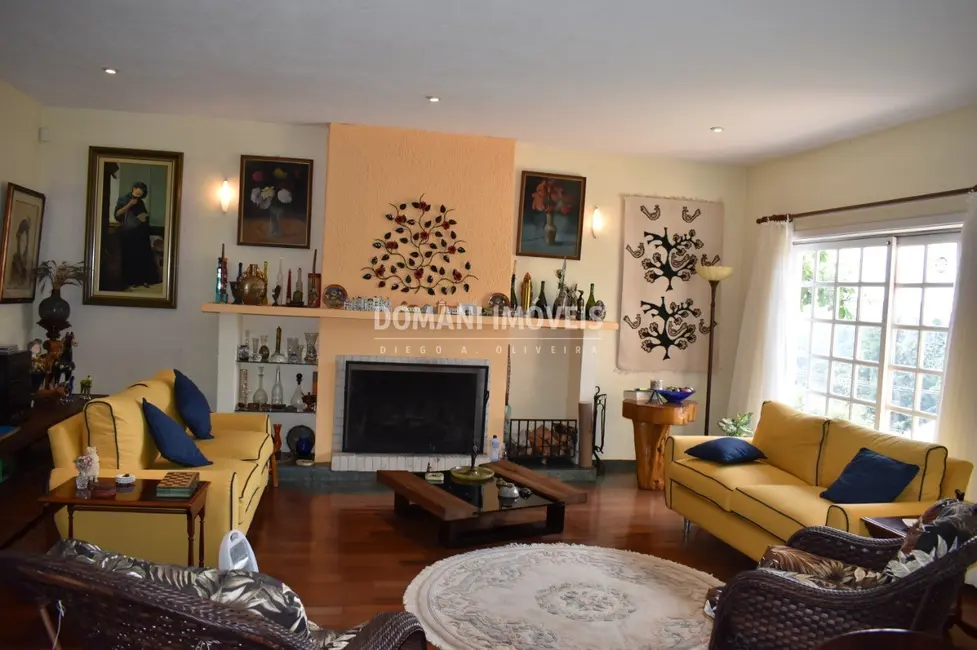 Foto 9 de Casa com 3 quartos à venda e para alugar, 313m2 em Campos Do Jordao - SP