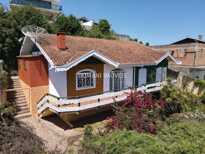 Foto 5 de Casa com 3 quartos à venda, 160m2 em Campos Do Jordao - SP