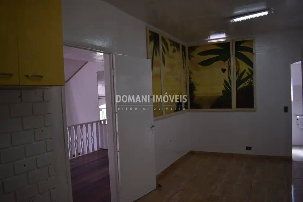 Foto 8 de Casa com 3 quartos à venda, 160m2 em Campos Do Jordao - SP