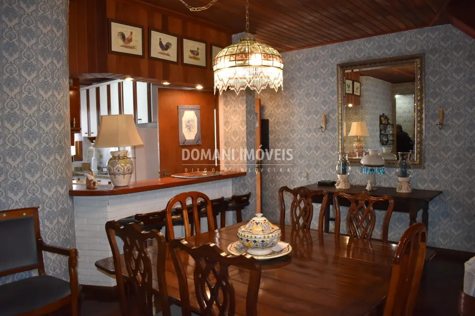 Foto 9 de Apartamento com 4 quartos à venda, 162m2 em Campos Do Jordao - SP