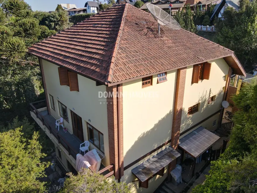 Foto 7 de Casa com 4 quartos à venda, 442m2 em Campos Do Jordao - SP