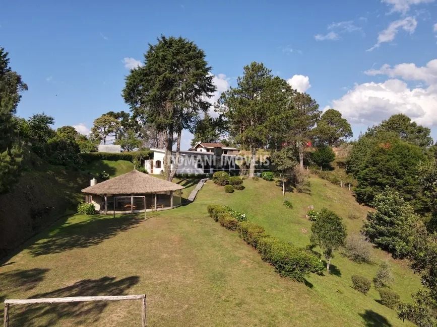 Foto 1 de Casa de Condomínio com 2 quartos à venda, 230m2 em Campos Do Jordao - SP