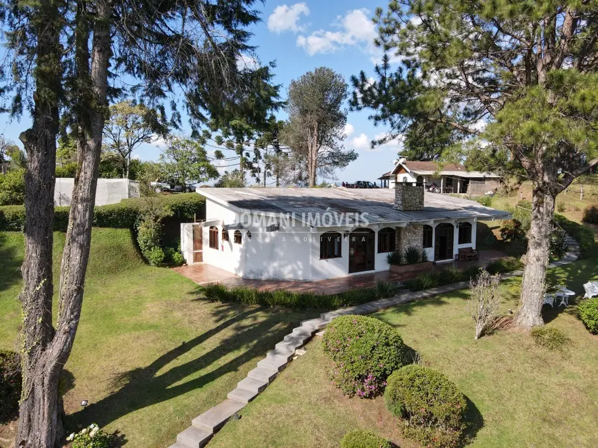 Foto 2 de Casa de Condomínio com 2 quartos à venda, 230m2 em Campos Do Jordao - SP