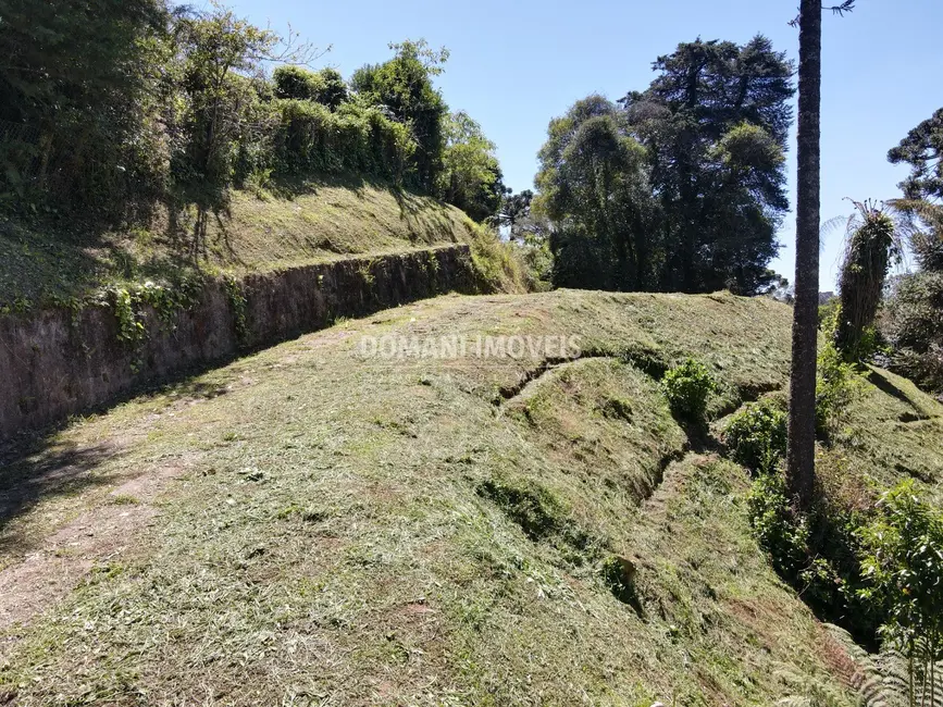 Foto 2 de Terreno / Lote à venda, 1750m2 em Campos Do Jordao - SP