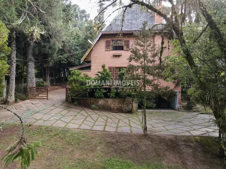 Foto 8 de Casa com 6 quartos à venda, 530m2 em Campos Do Jordao - SP