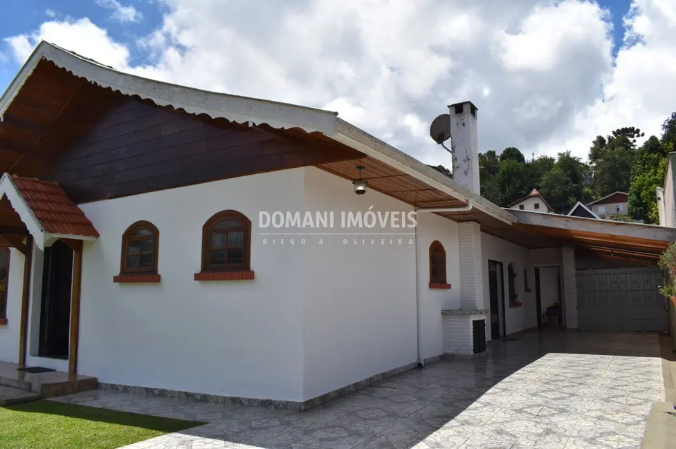 Foto 5 de Casa com 4 quartos à venda, 183m2 em Campos Do Jordao - SP
