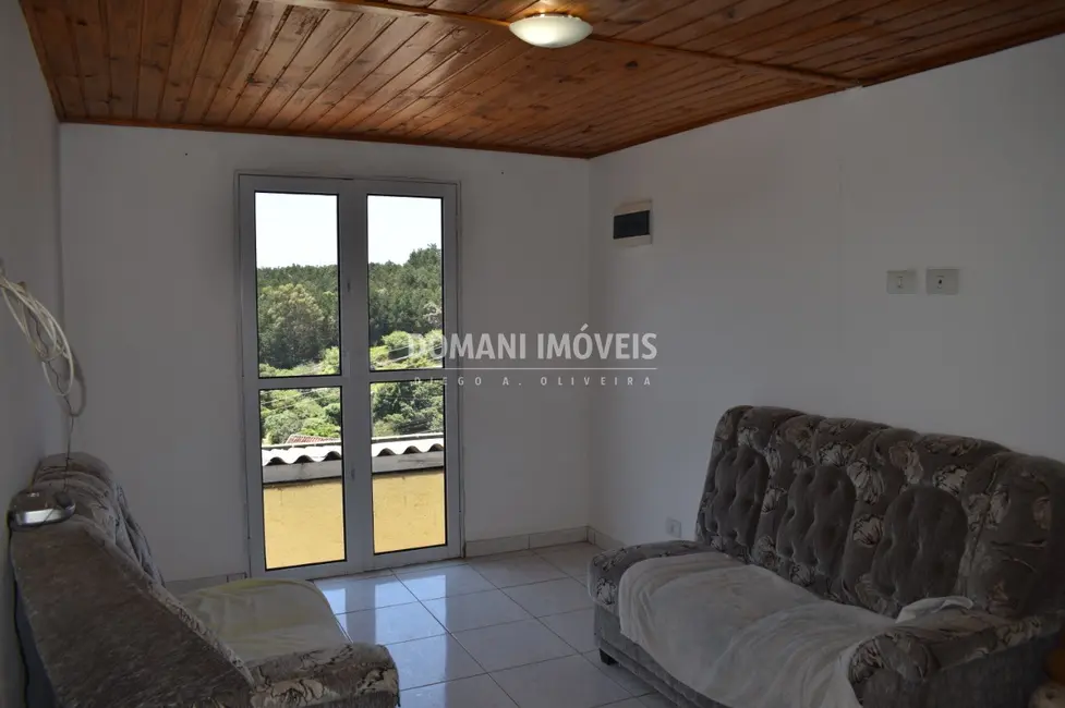 Casa com 3 quartos à venda, 137m2 em Campos Do Jordao - SP - imagem 8 Foto 8 de Casa com 3 quartos à venda, 137m2 em Campos Do Jordao - SP