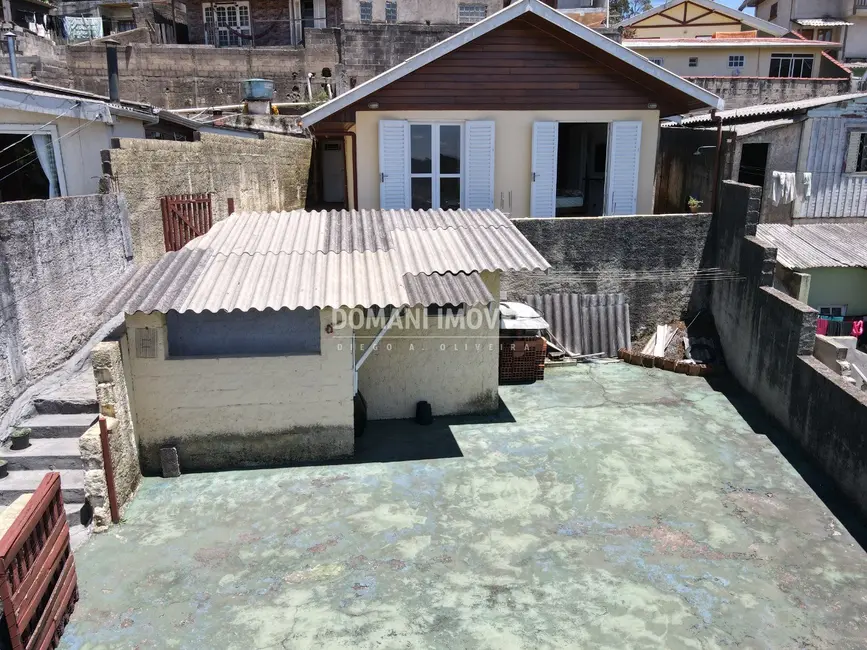 Foto 1 de Casa com 3 quartos à venda, 137m2 em Campos Do Jordao - SP