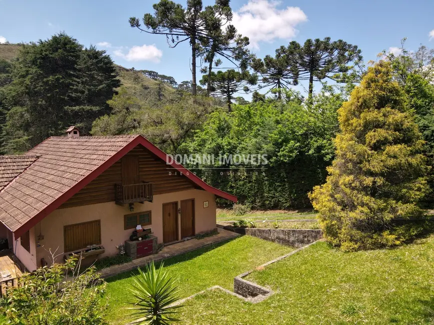 Foto 2 de Casa com 3 quartos à venda, 587m2 em Campos Do Jordao - SP